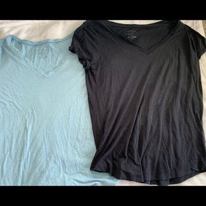 Aeropostale Seriously Soft V-Necks Set of 2 Sz M